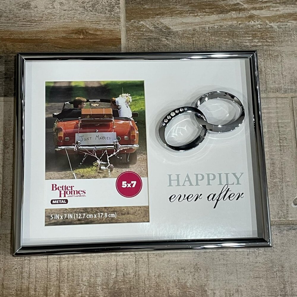 NWT Mr. & Mrs. Picture Frame, 5x7 Wedding Frame, Mr. & Mrs. Wedding Frame